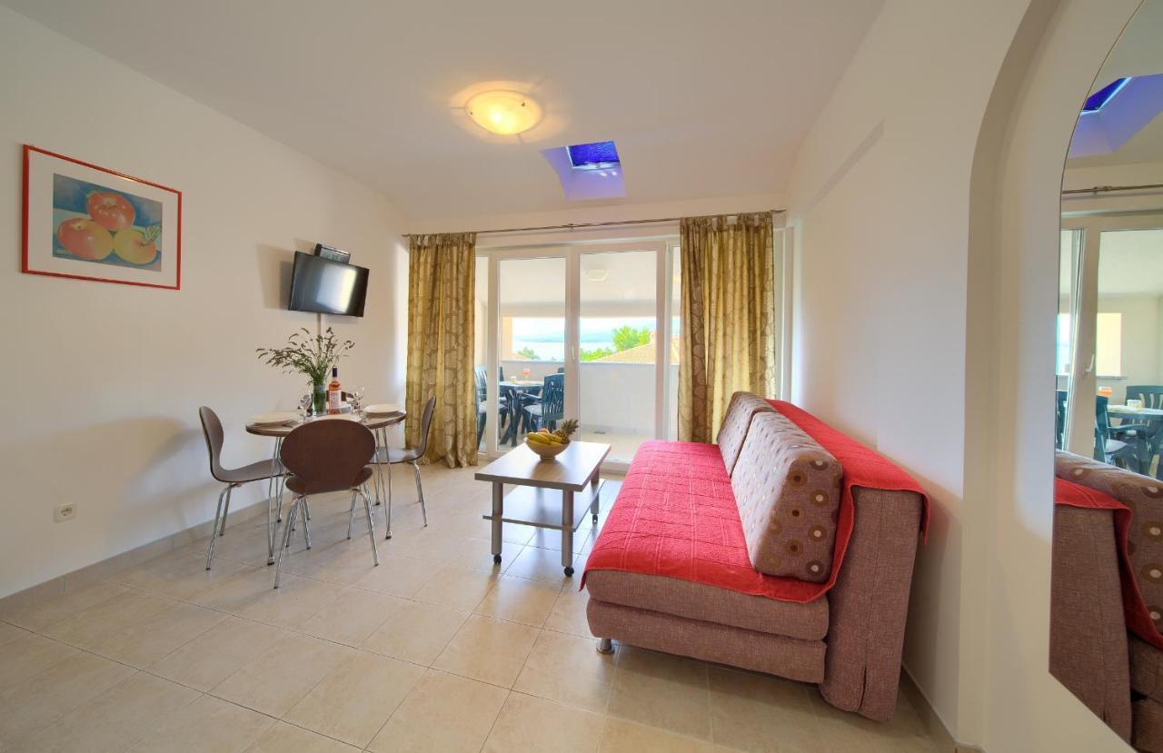 Apartments Ivica Krk Island Šilo Екстериор снимка