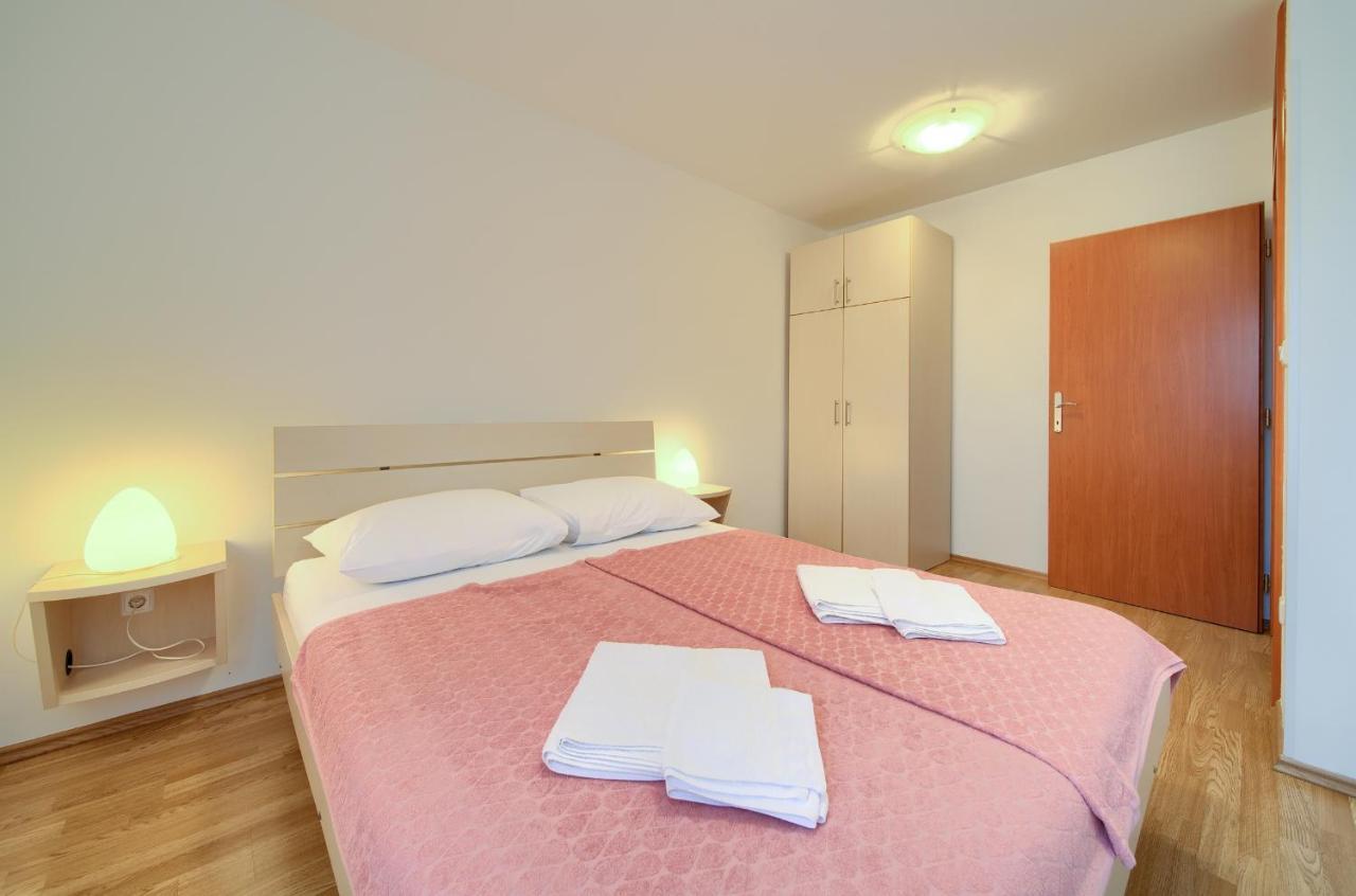 Apartments Ivica Krk Island Šilo Екстериор снимка