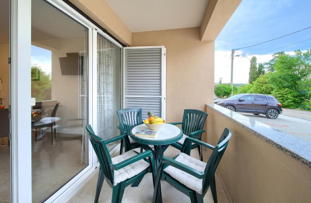 Apartments Ivica Krk Island Šilo Екстериор снимка