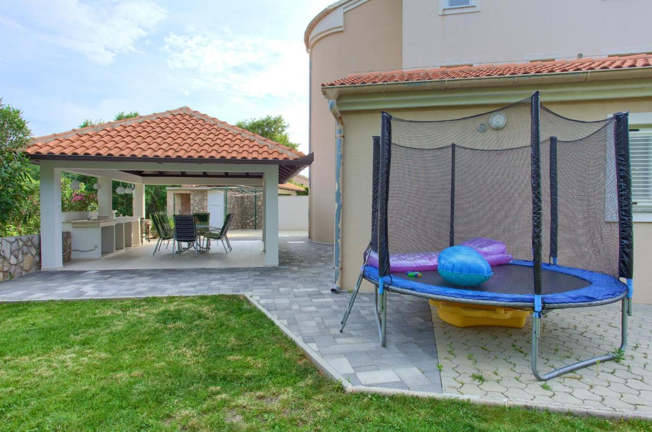 Apartments Ivica Krk Island Šilo Екстериор снимка