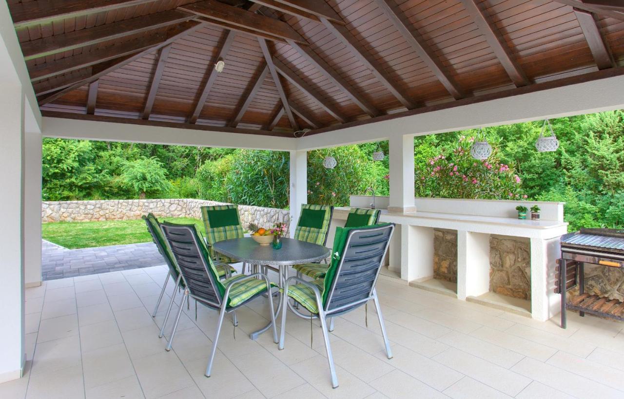 Apartments Ivica Krk Island Šilo Екстериор снимка