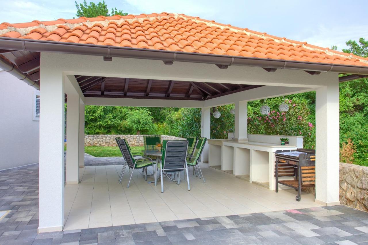 Apartments Ivica Krk Island Šilo Екстериор снимка